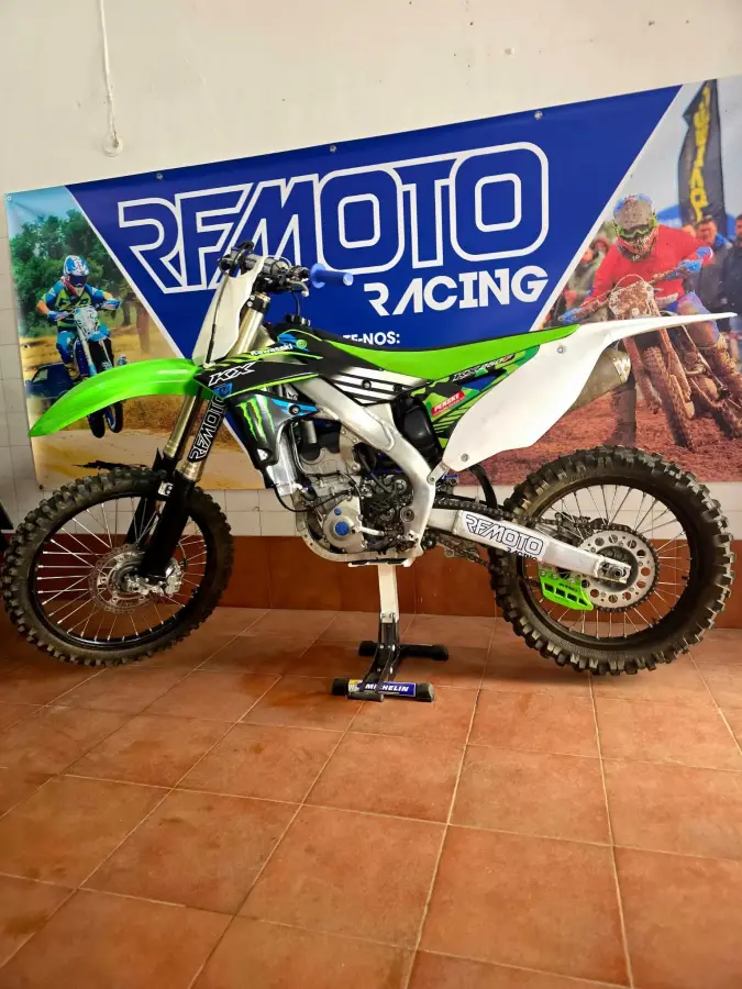 Mota de motocross preparada pela RFMOTO Racing